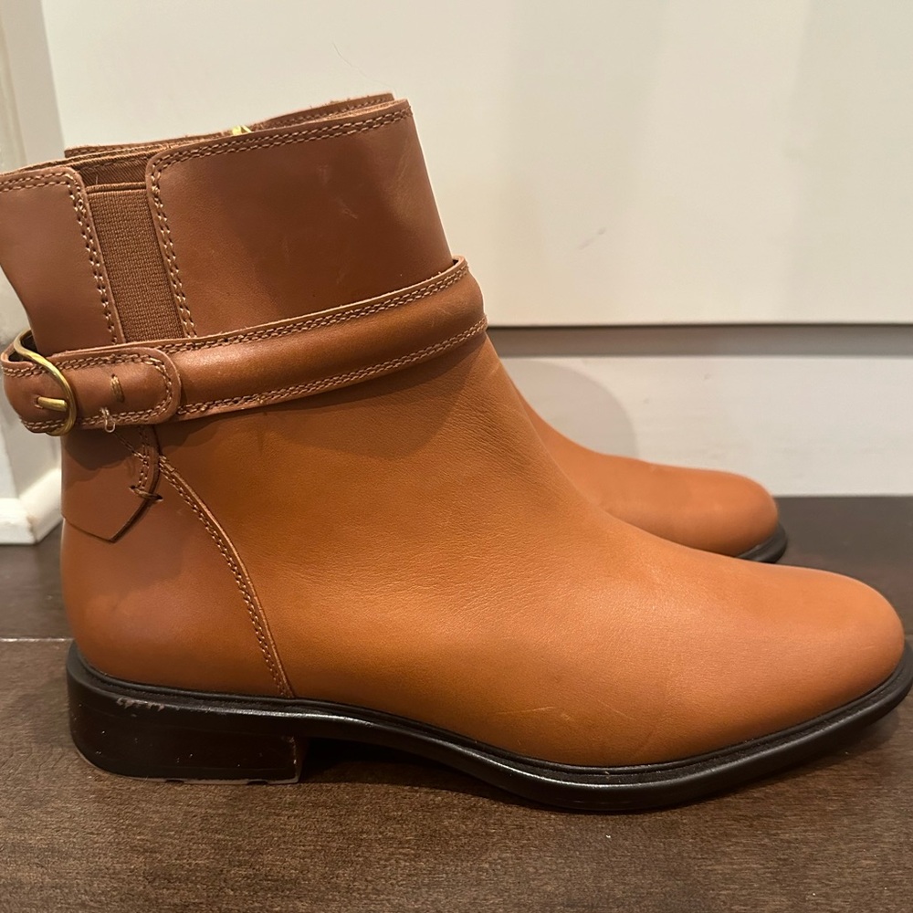 NWOT Franco Sarto Women’s Leather Boots Size 8.5 / 39